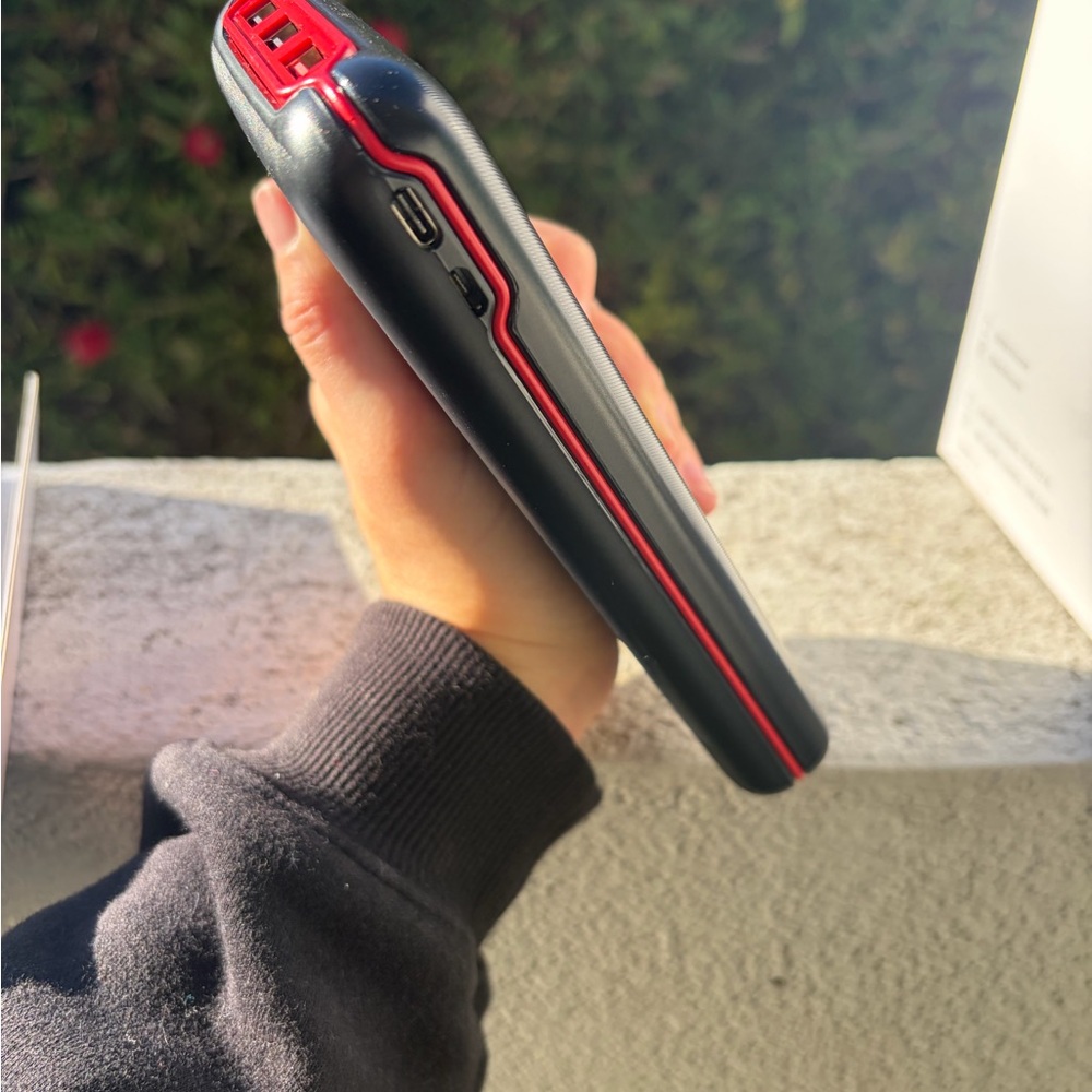 High-Capacity RETMSR Power Bank - Picture 4 of 4